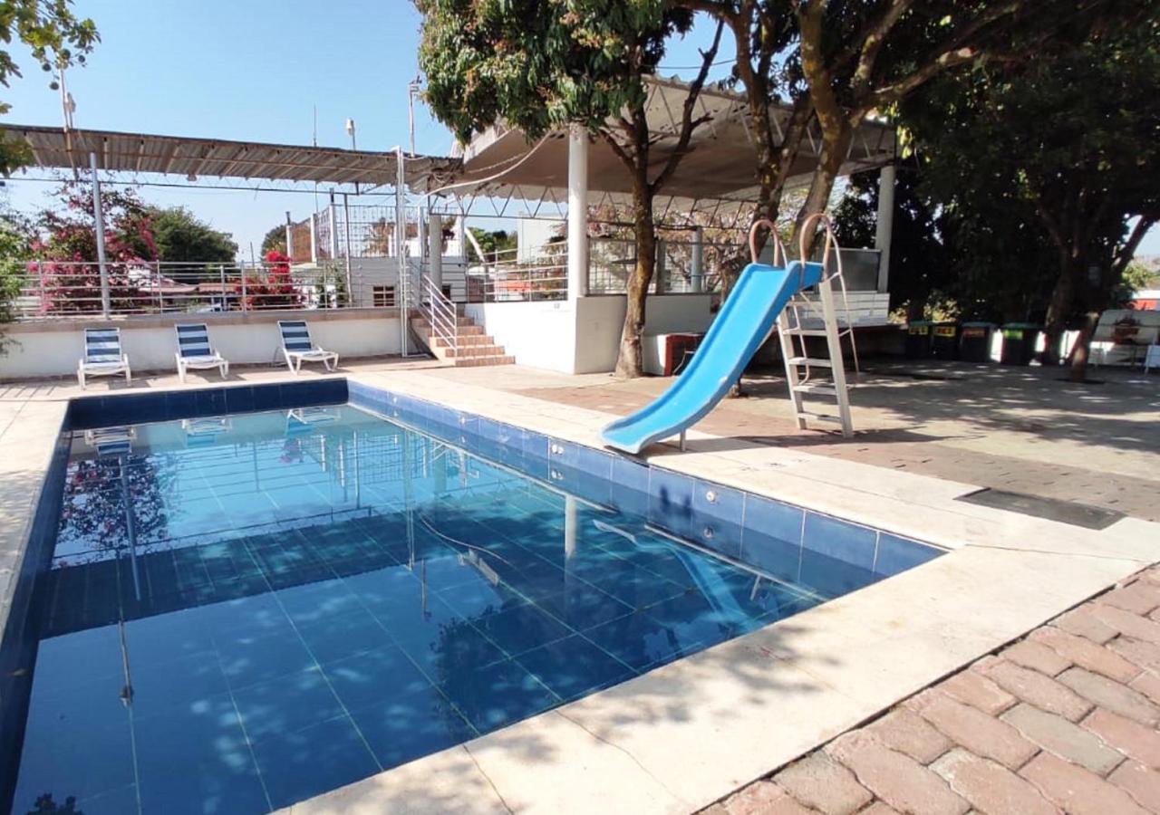 Hotel Quinta De La Rosa クアウトラ エクステリア 写真