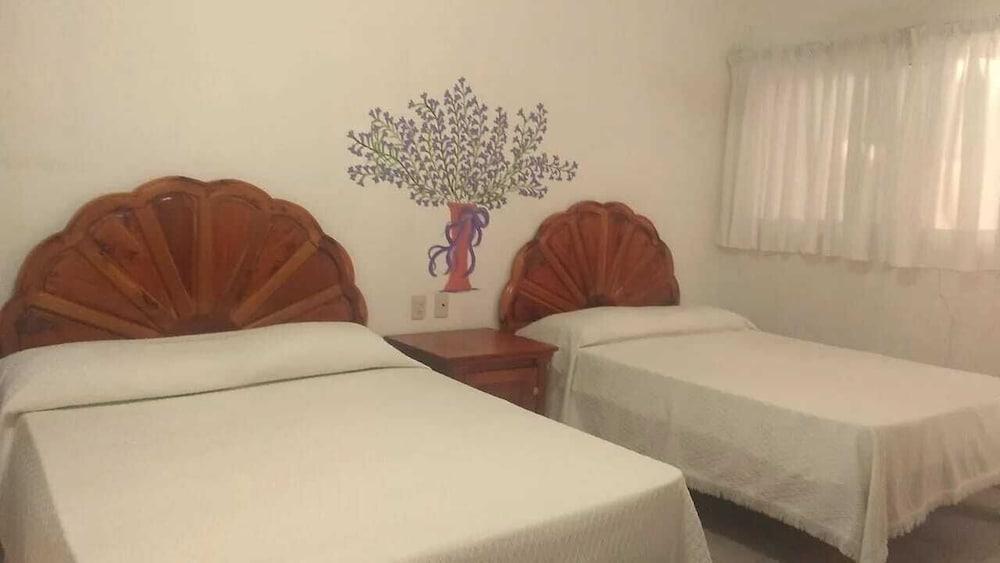 Hotel Quinta De La Rosa クアウトラ エクステリア 写真